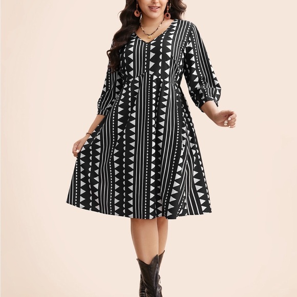BloomChic Dresses & Skirts - BloomChic Black and White Geometric Pattern Dress NWOT 18-20